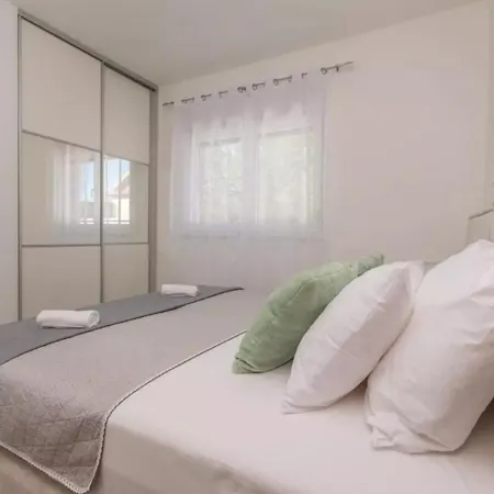 Villa Summer House *